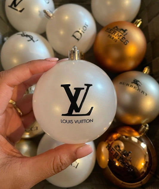 Luminique Louis Vuitton wit